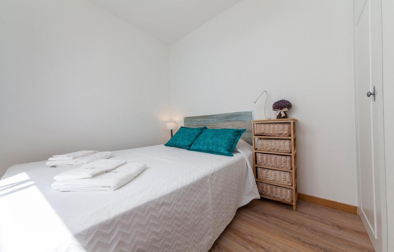 B48 - Olive Tree Street 2 Bed Flat Apartment Лагос Екстериор снимка